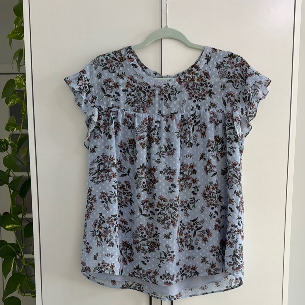 DR2 Blue Flutter Sleeve Ruffled Blouse